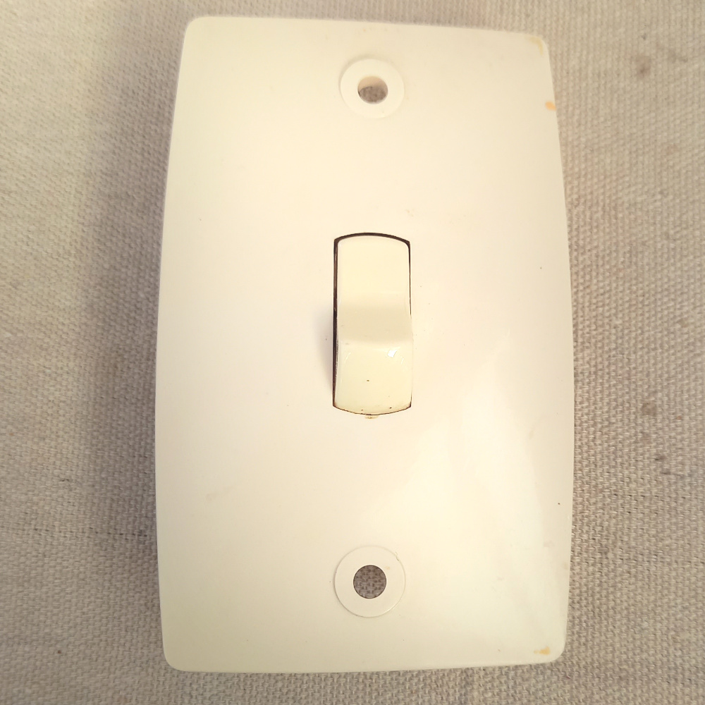 Vintage Rocker Power Switch White by PDL (ANTV-079)