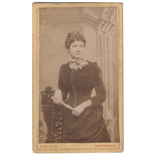 CdV of a Woman by S Willis Manchester (ANPH-100)