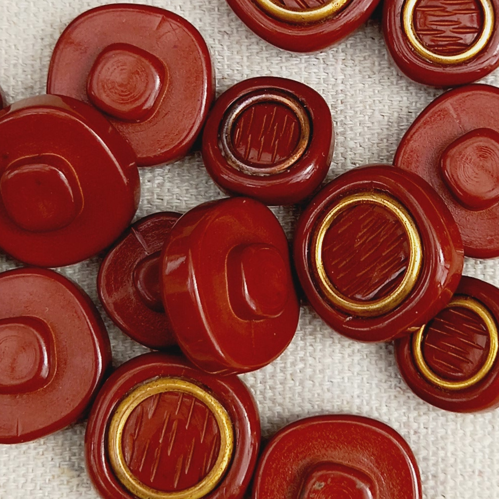 17mm Button Auburn with Gold Metal Ring 1980s NOS (BUT-058S) - Image 3