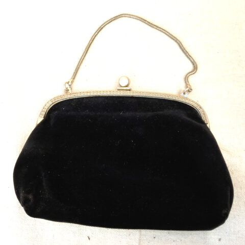 Vintage Velvet Purse Black by Finesse (VCBA-017)