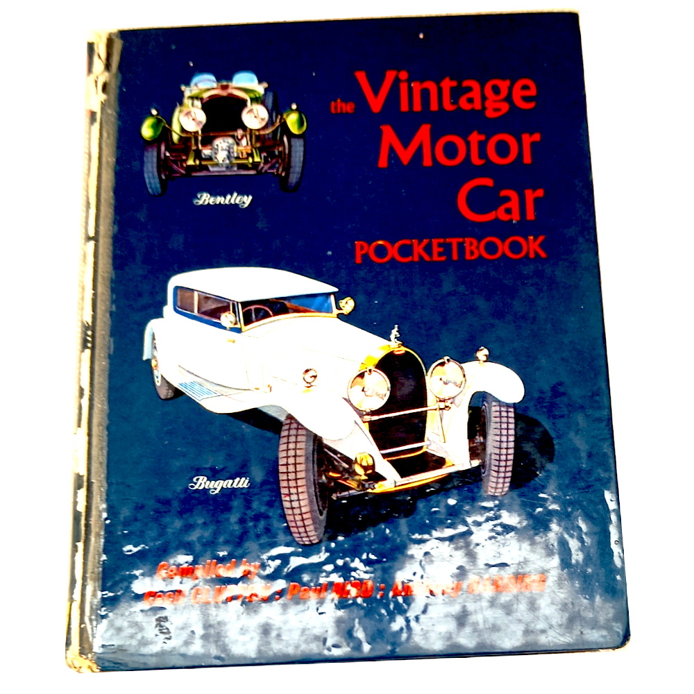 1961 Vintage Motor Car Pocketbook (BKAE-003)
