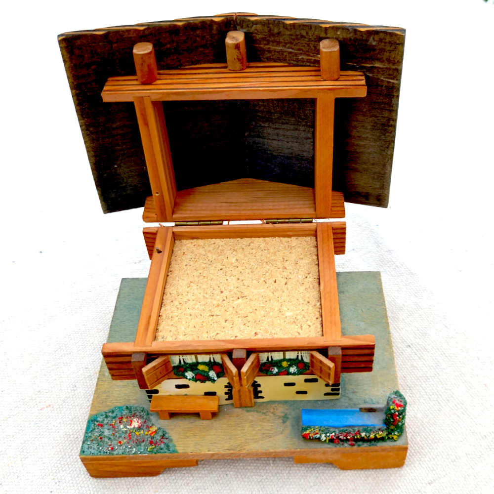 Swiss Chalet Music Box by Gueissaz Jaccard (MISC-022) - Image 3