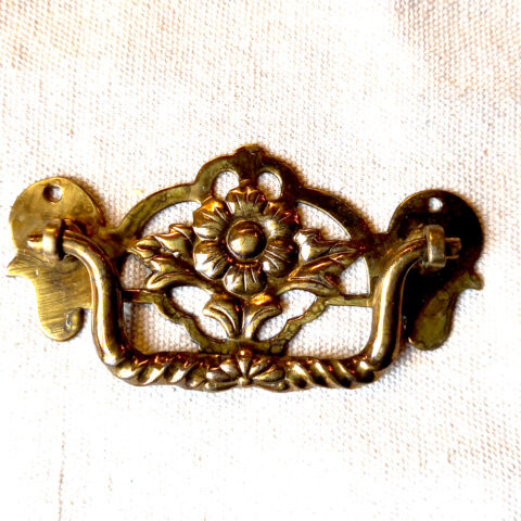 Vintage Decorative Brass Swing Pull Handle C/C=81mm (ANTR-079)