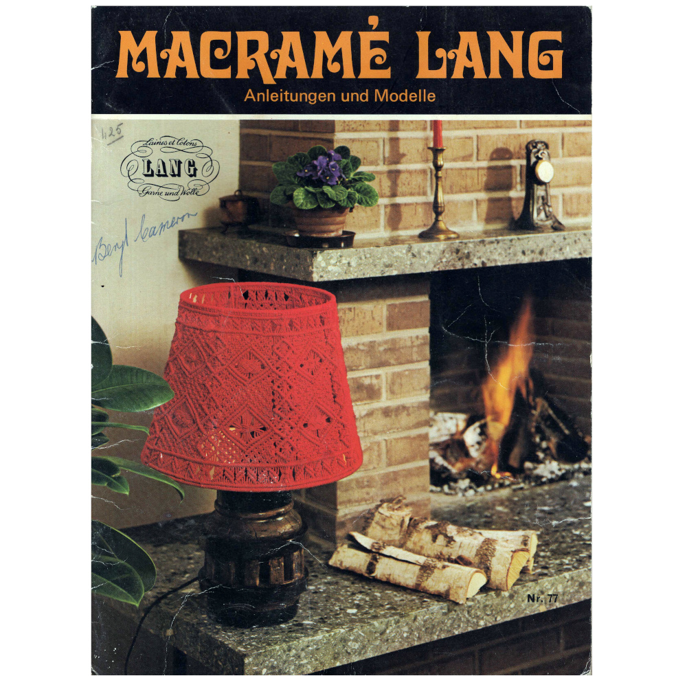 Vintage Makrame Lang Nr. 77 macramé pattern magazine cover featuring retro knotting designs and DIY fiber craft projects.