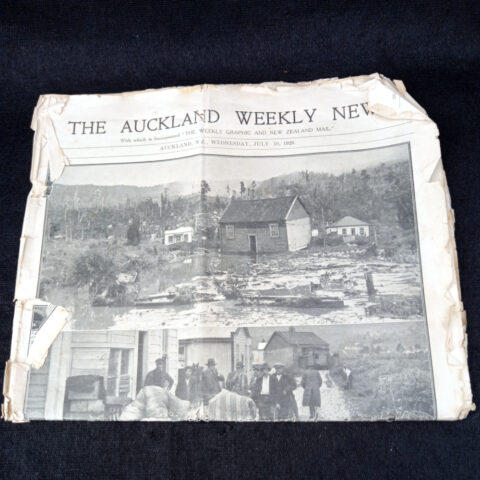 1929 The Auckland Weekly News Murchison Earthquake (BKM-026)