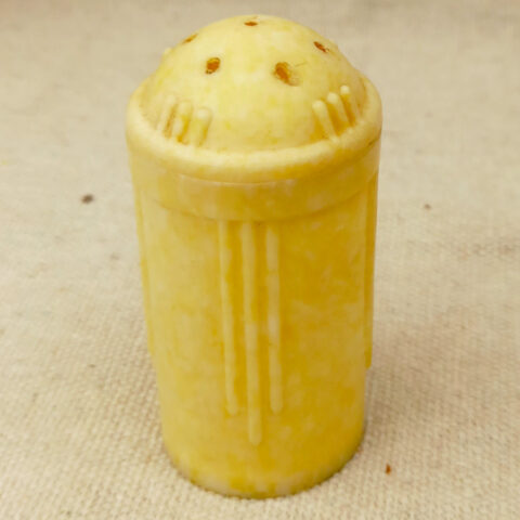 Art Deco Pepper Shaker Yellow Cornflake Bakelite (KIT-038)