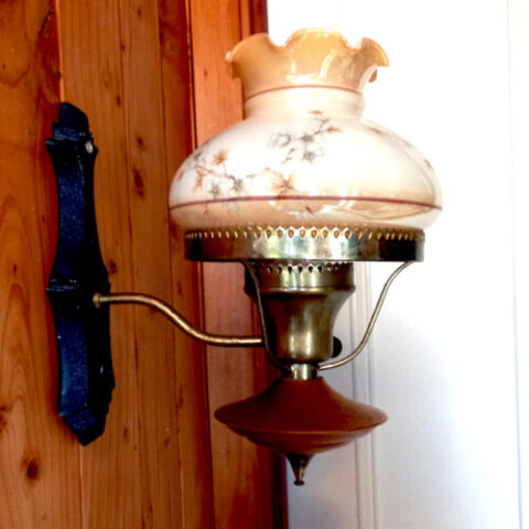 Retro Wall Lamp with Aladdin Lampshade by Alademy (LAMP-020)
