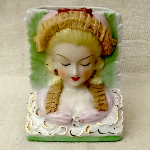 Retro Ceramic Lady Head Wall Pocket Vase (SANT-028)