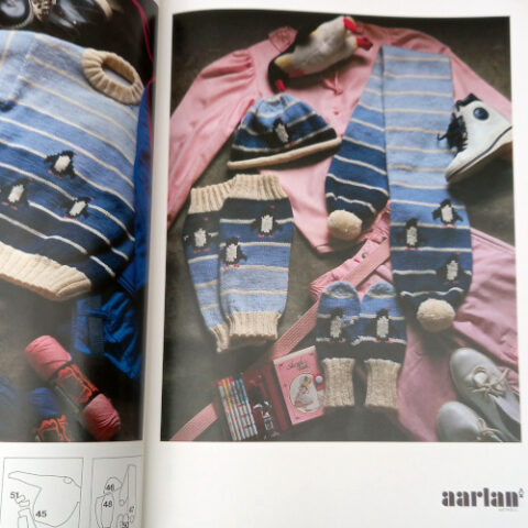 Aarlan Journal 31 multilingual knitting booklet featuring 70 patterns in German, French, Italian and Dutch
