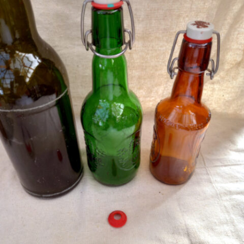 Rubber gasket for swing top snap lock bottles like Grolsch beer bottles