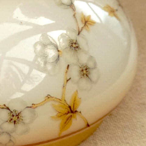 Aladdin lamp shade with floral design, perfect for vintage-inspired home decor.