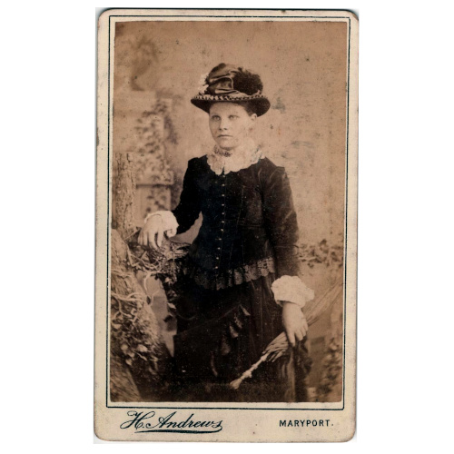 Victorian Carte de Visite portrait of a young woman photographed by A. Andrews in the late 1800s.