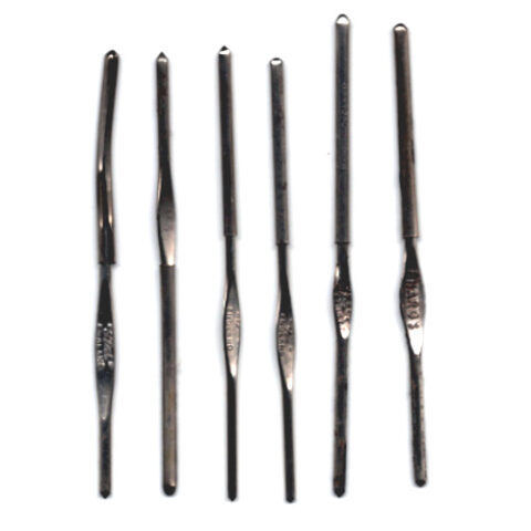 1.5mm Vintage Steel Crochet Hook No. 2½ (CHNN-020)