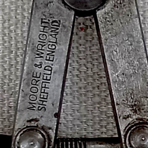 Vintage 5" Moore & Wright 130mm spring divider from Sheffield England. Precision engineering tool with fine adjustment screw for layout work.