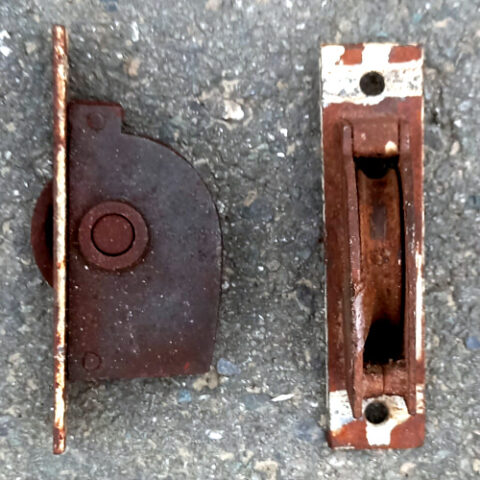 Pair of Traditional Sash Pulleys for Timber Sash Windows (WIND-031)