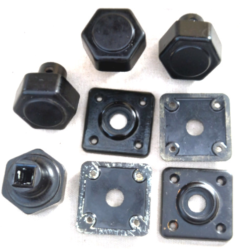 Vintage hexagonal black bakelite door knob with square back plate in very good condition.