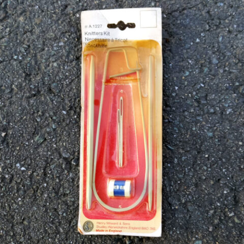 Vintage Knitter’s Kit by Henry Milward & Sons (KNIT-004)
