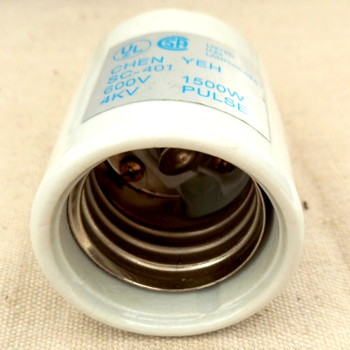 Chen Yeh SC-401 ceramic lampholder 600V 1500W for stage and HID lighting.