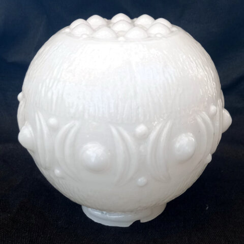 Retro Decorative White Glass Globe Lamp Shade – Twist-In (LAMP-066)