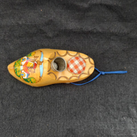 Vintage Dutch clogs wall hanging with needle, pin and thimble holder