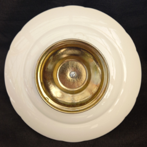 Retro one tier cake stand with handle by Mayell