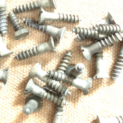 #7 x 3/4″ (3.8x20mm) Vintage NOS Galvanized Slotted Screw Countersunk (ANTS-039)