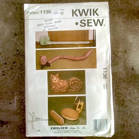 1136 Vintage Kwik Sew Pattern Un-Cut 1981 (BKSP-053)