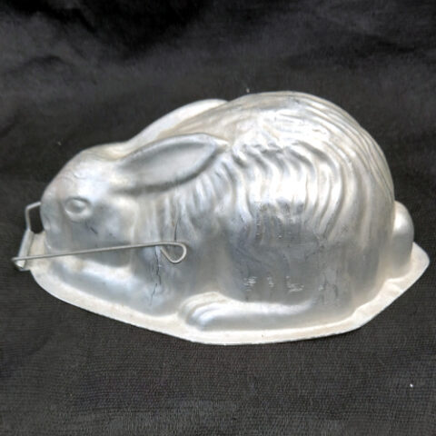 Vintage Rabbit Jelly Mould Aluminium Pat.No.353327 England (KIT-084)