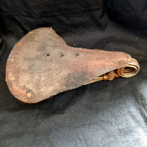 Vintage Brooks B33 Leather Bicycle Saddle (MISC-026)