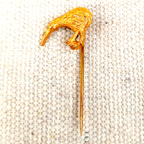 Vintage gold-tone Kiwi bird stick pin