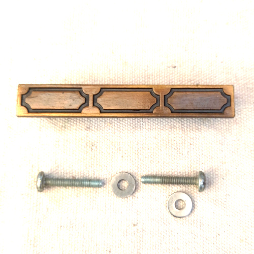 Retro metal brass-tone pull handle C/C 70mm