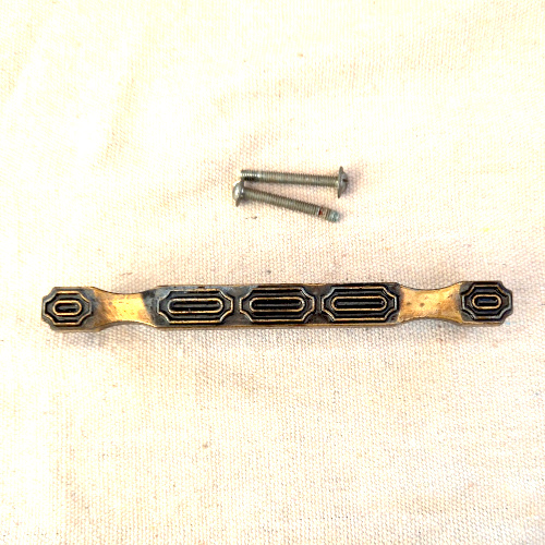 Retro metal pull handle C/C 117mm by Prestige No 1041 L