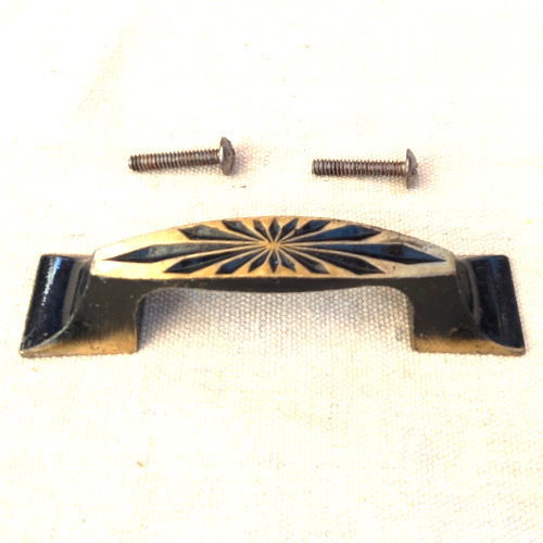 Retro Petal Pull Handle C/C=76mm by Cook Productions Ltd