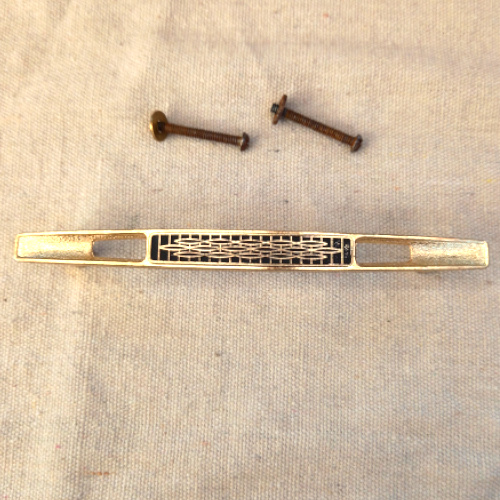 Retro Pull Handle C/C=117mm by Lincoln Turner 111/7