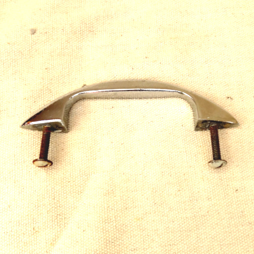 Retro chrome handle with 90mm C/C spacing