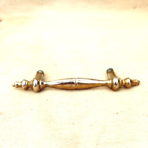 Retro Brass Coated Cabinet Handle c/c 76mm HPL 720 (ANTR-142)