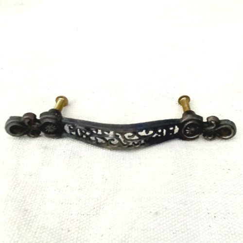 Ornate antique brass pull handle 723 with 76mm centre-to-centre spacing