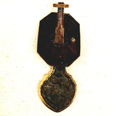 Single screw pull handle made of brass, registered design from 1930