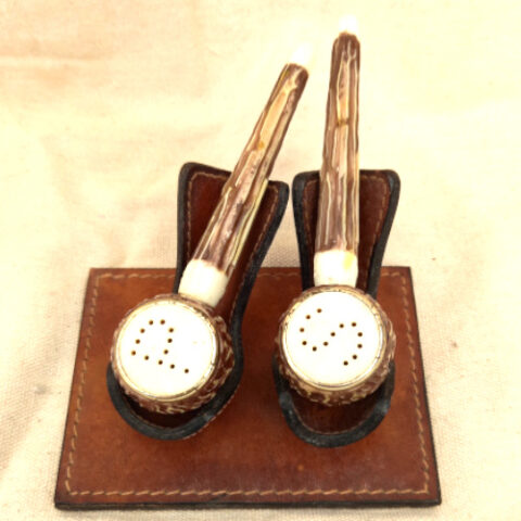 Vintage Grand Canyon Arizona Smoking Pipe Salt & Pepper Set (MISC-036)